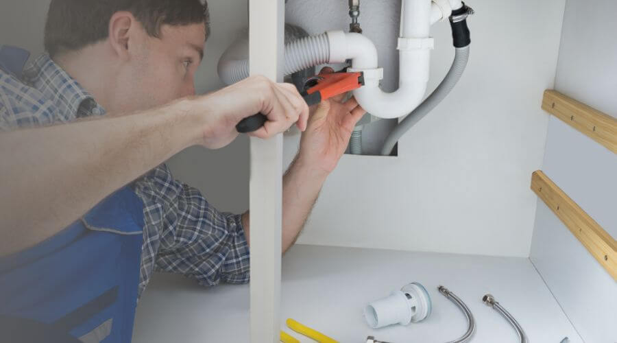 Professional water heater repair in Laclede, ID